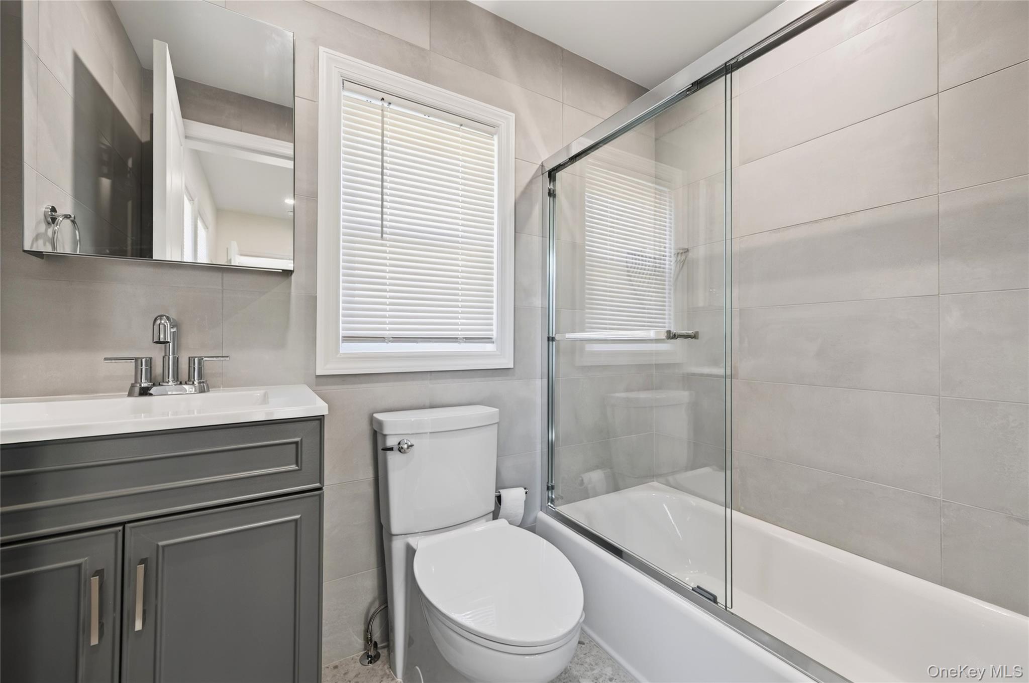 25 Bella Vista Avenue – For Rent photo 16