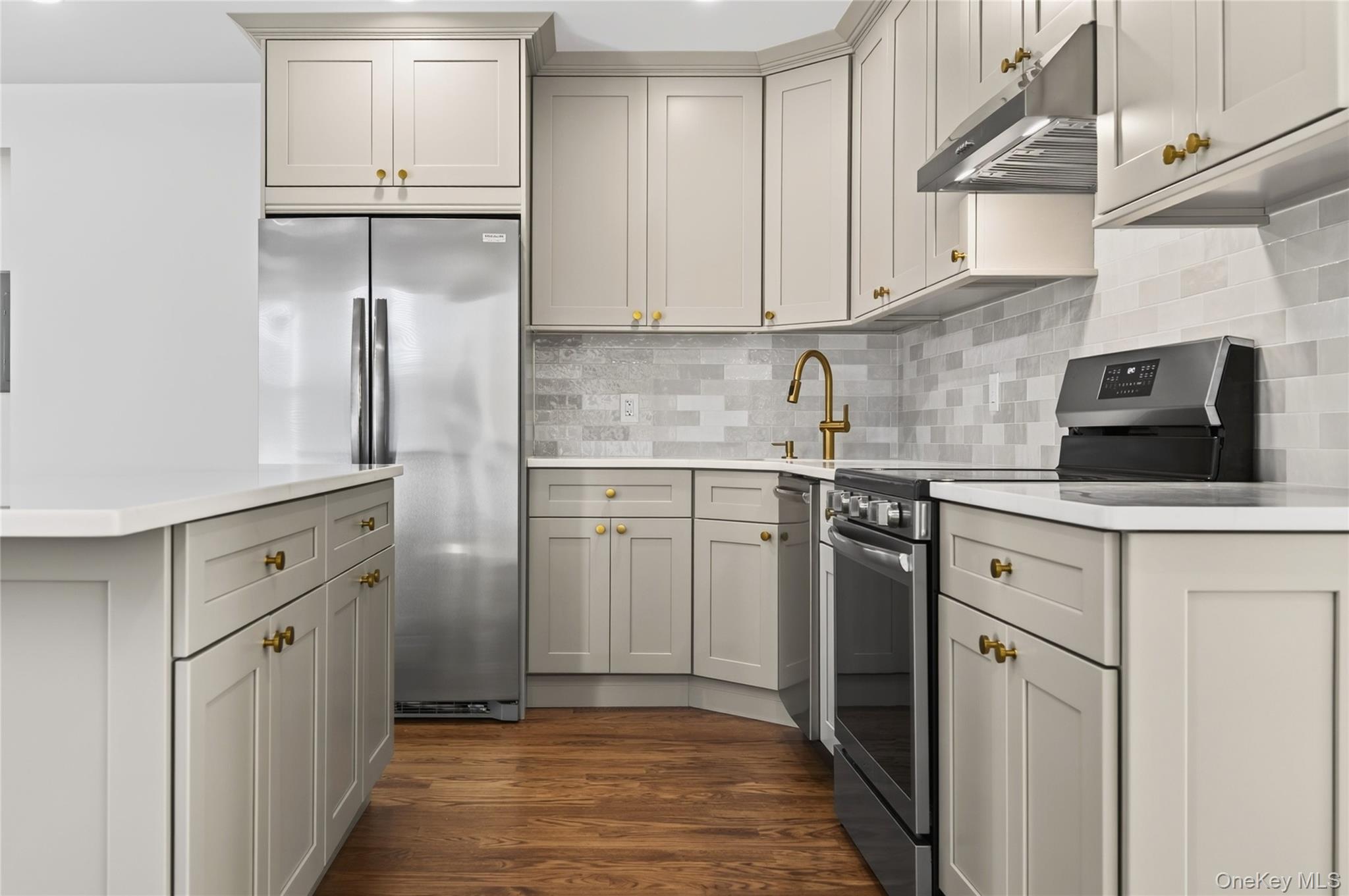 25 Bella Vista Avenue – For Rent photo 11
