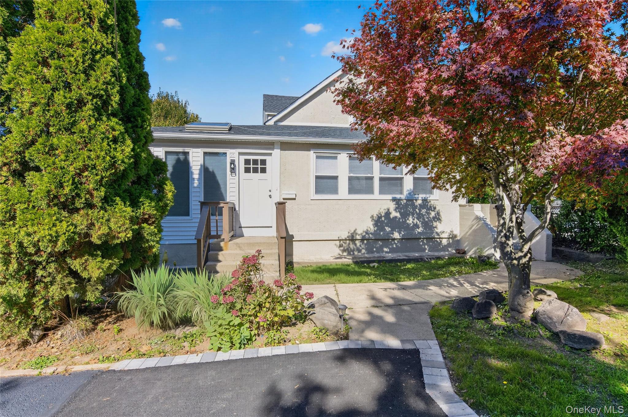 25 Bella Vista Avenue – For Rent