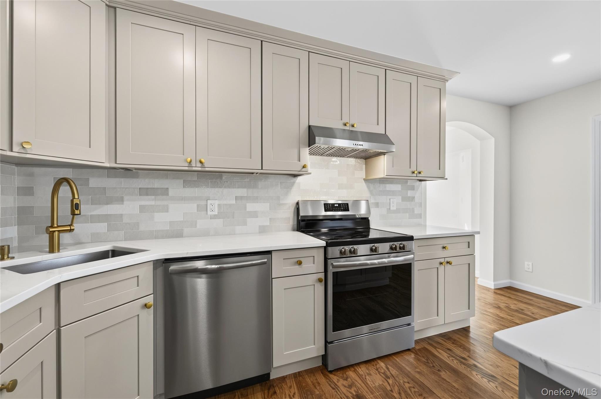 25 Bella Vista Avenue – For Rent photo 12