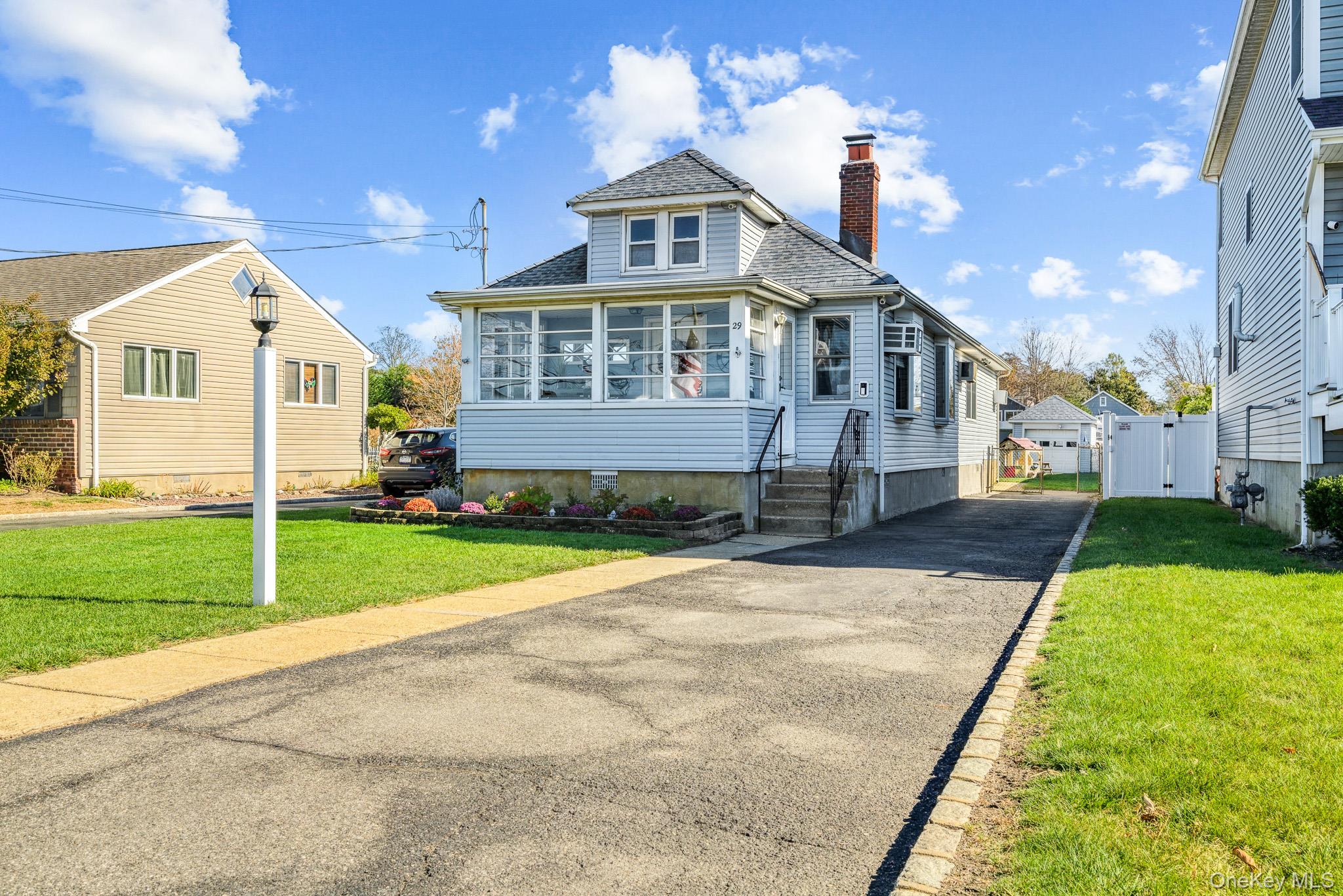 29 Riverdale Avenue – For Sale photo 2
