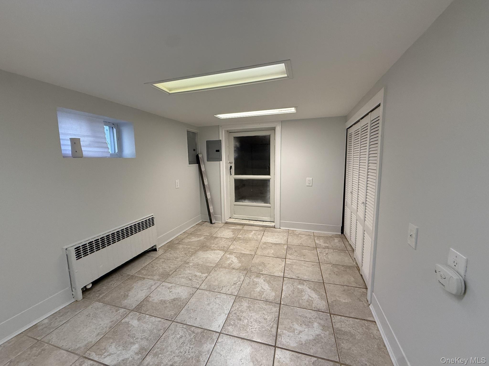 649 W Chester Street, Unit Lower photo 12