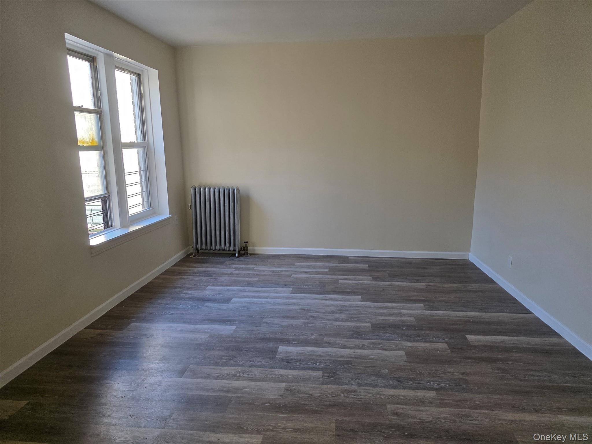 2015 Southern Blvd, Unit 7E photo 2