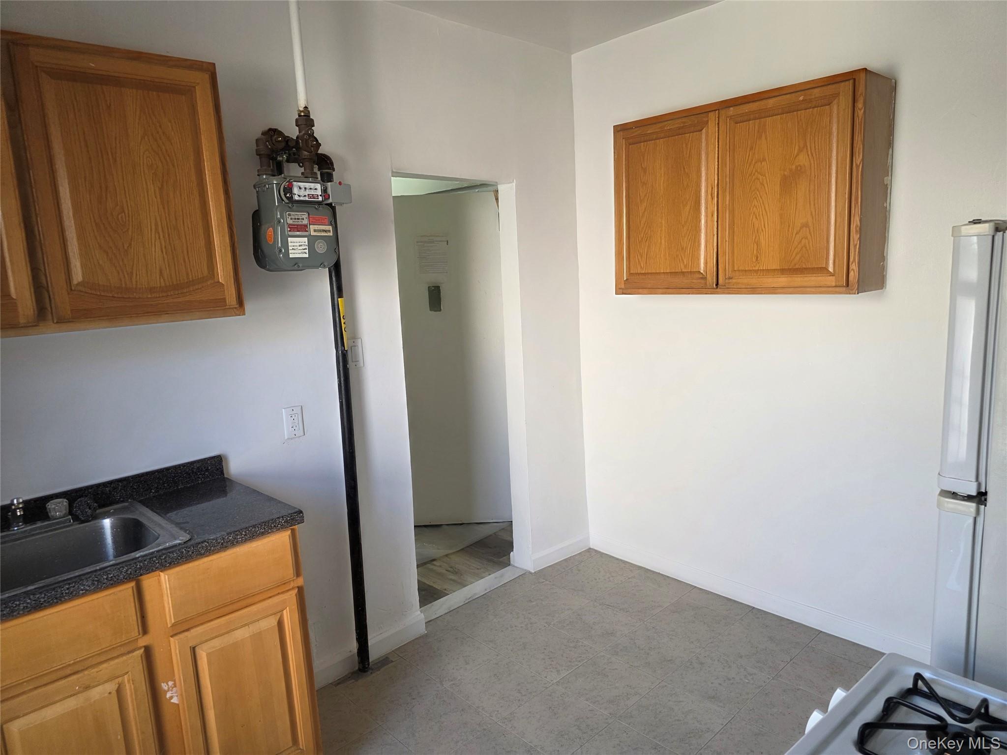 2015 Southern Blvd, Unit 7E photo 4