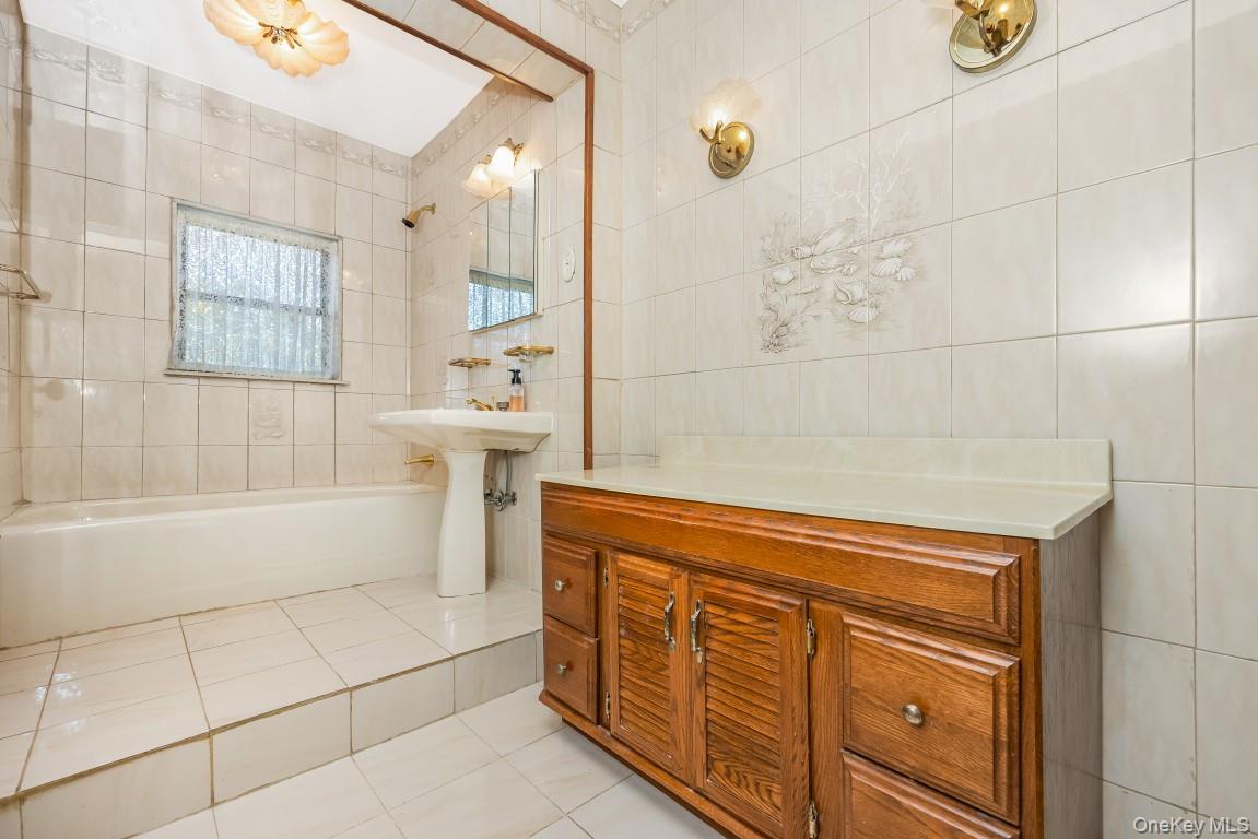 88-23 Rutledge Avenue – For Sale photo 18