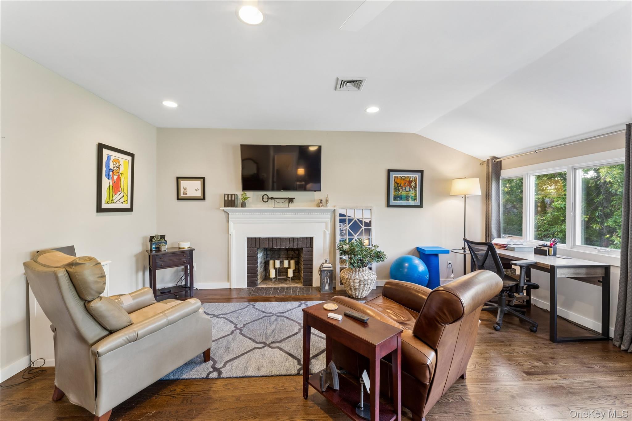 3 The Crest Way – For Sale photo 27