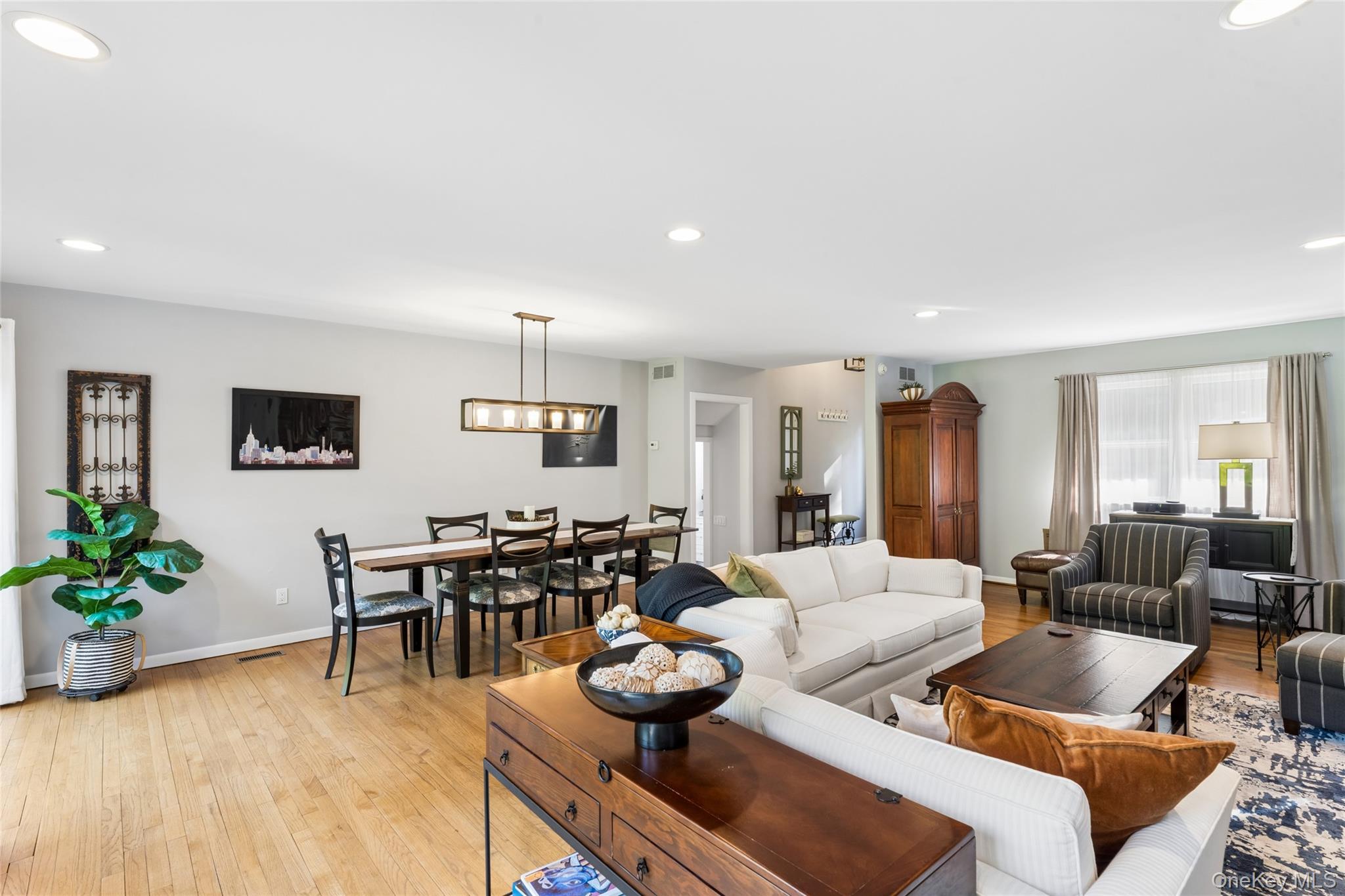 3 The Crest Way – For Sale photo 10