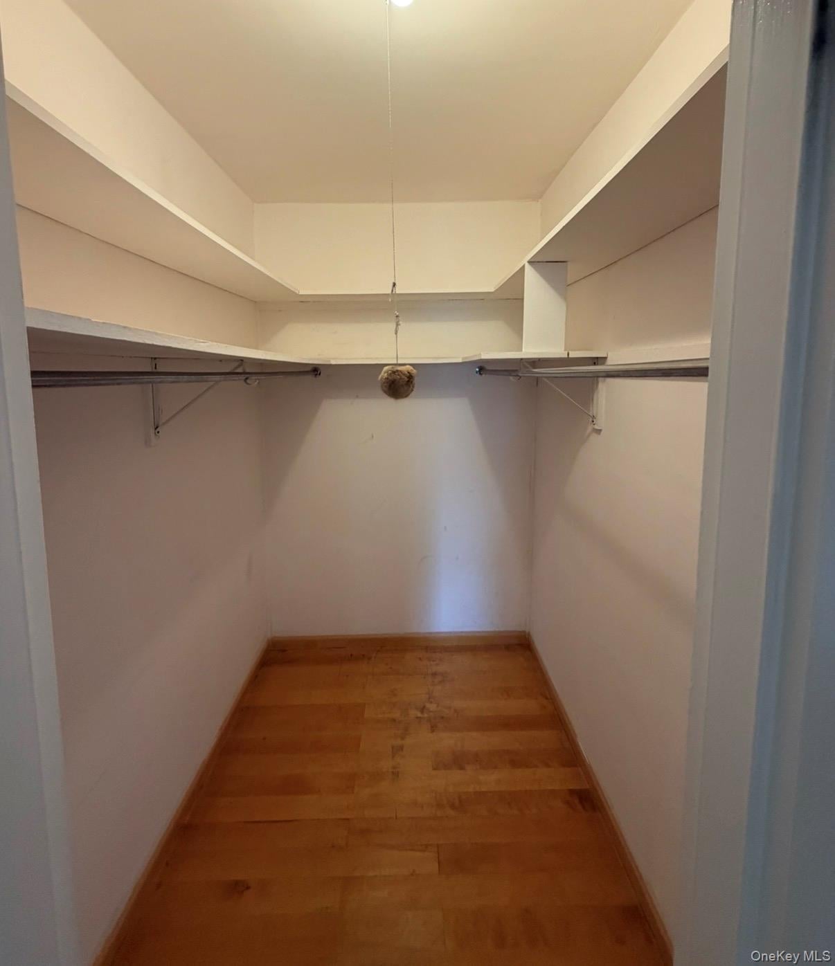 140-55 34 Avenue, Unit 4R photo 6