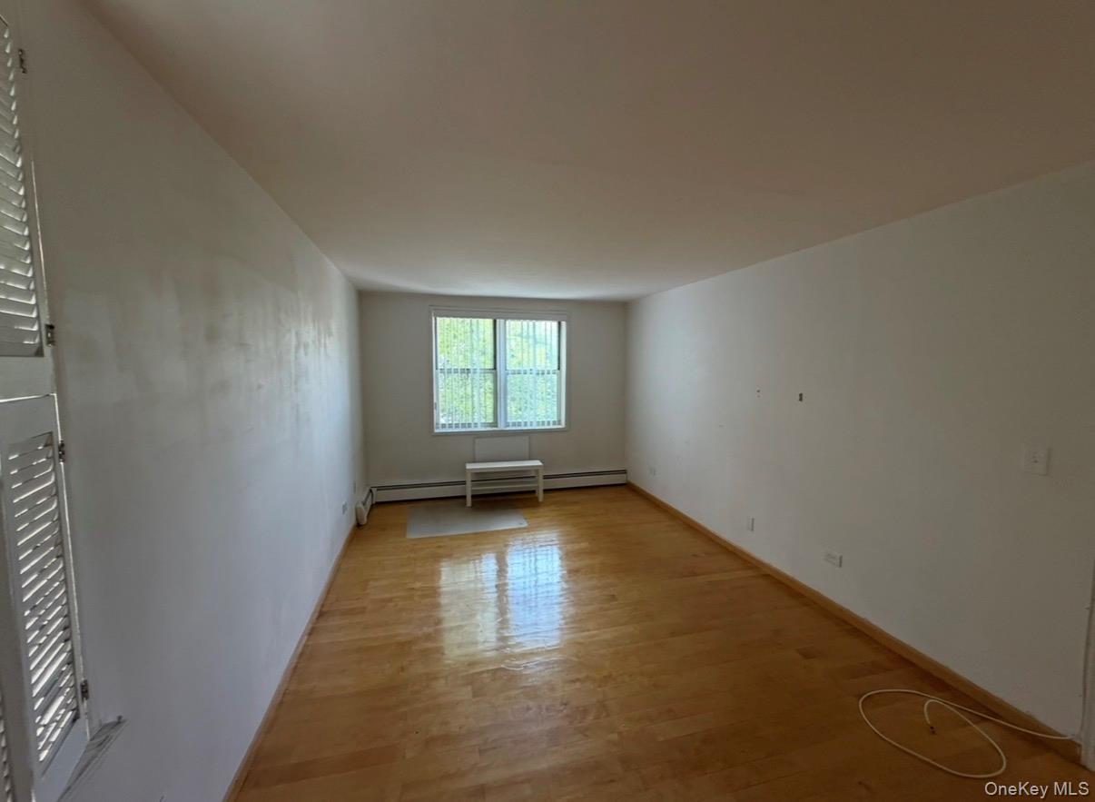 140-55 34 Avenue, Unit 4R photo 5