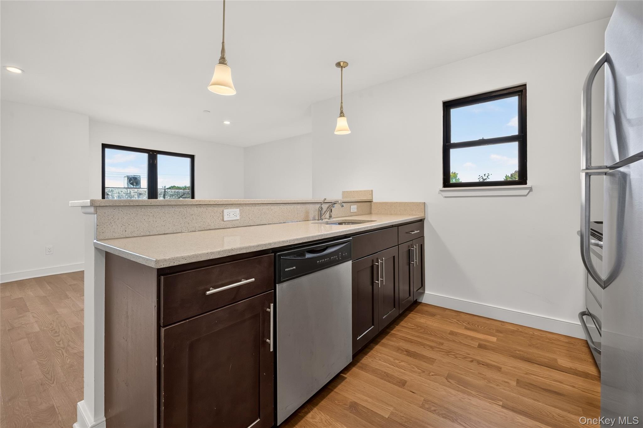1 Herbert Avenue, Unit 2A photo 9