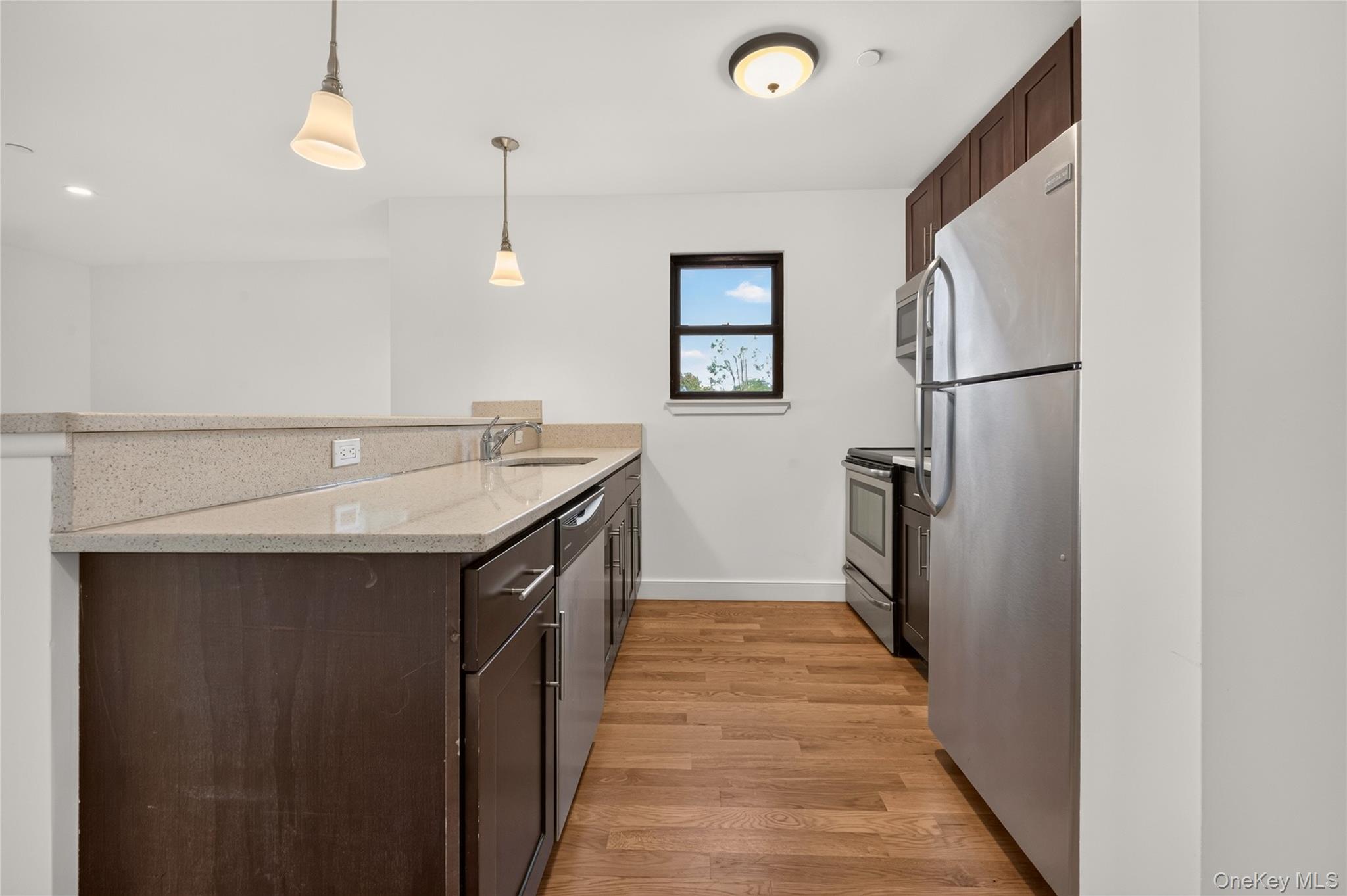 1 Herbert Avenue, Unit 2A photo 8