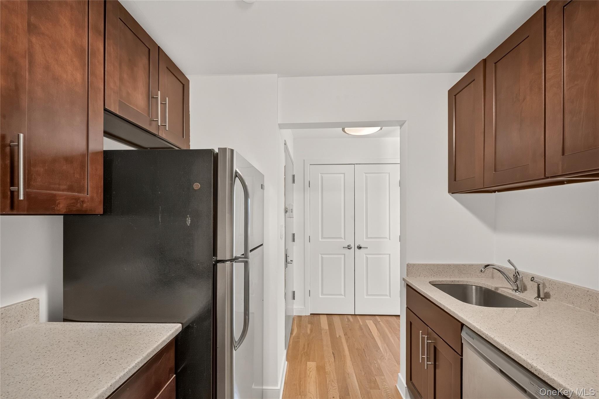 1 Herbert Avenue, Unit 2C photo 7