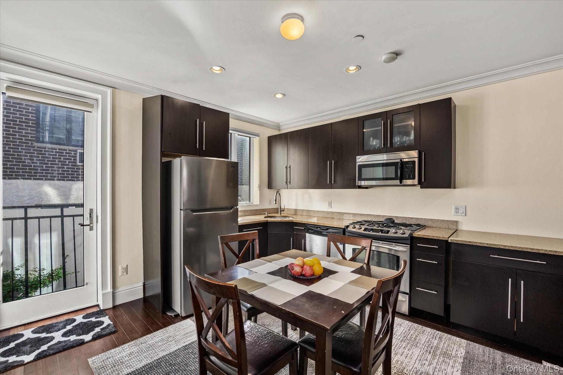 6641 69th Street, Unit 1E photo 5