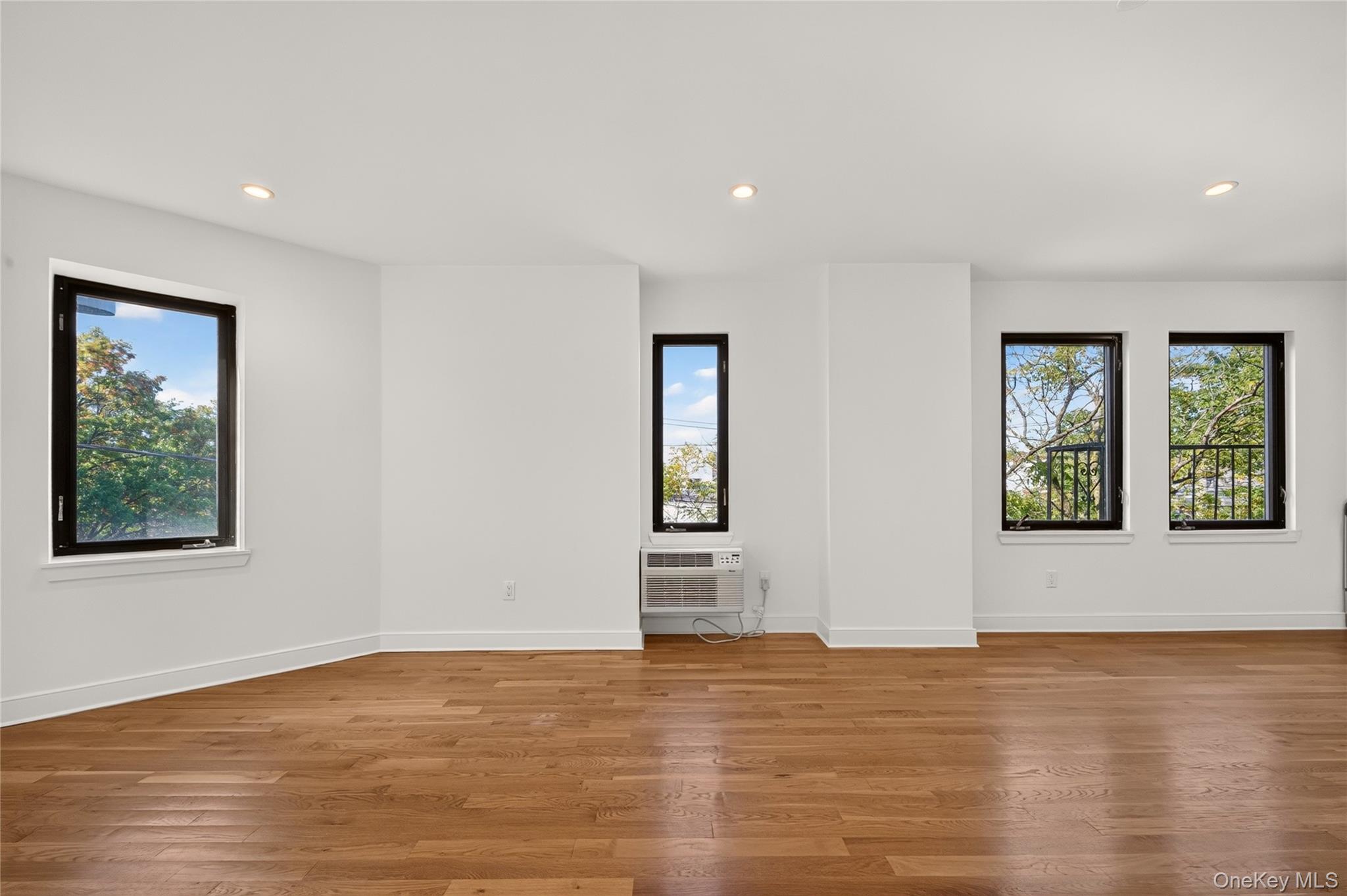 1 Herbert Avenue, Unit 2D photo 5