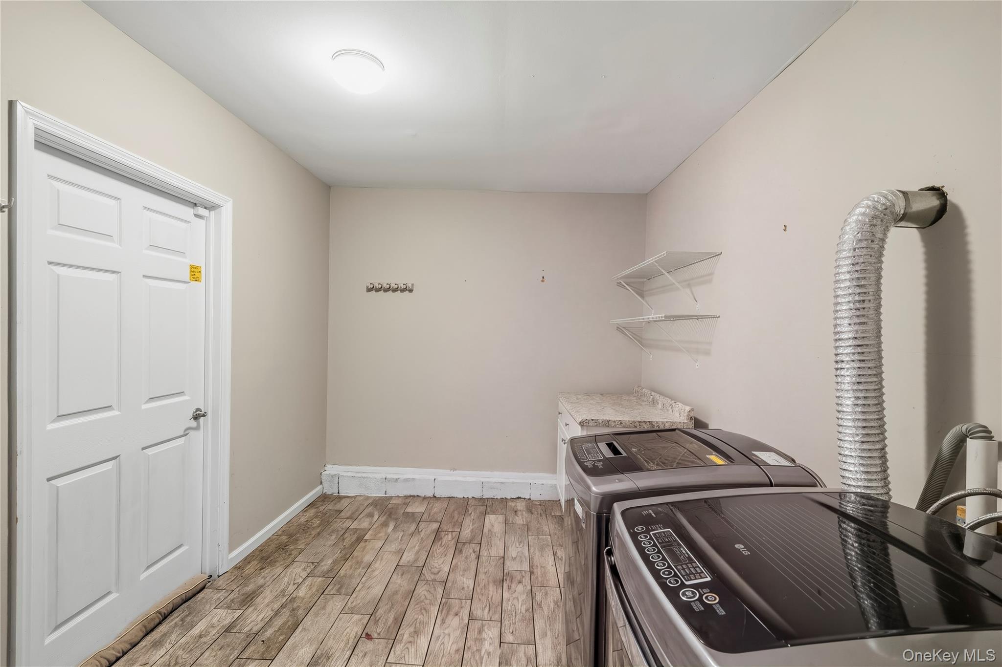 12 Woodland Road – For Sale photo 33