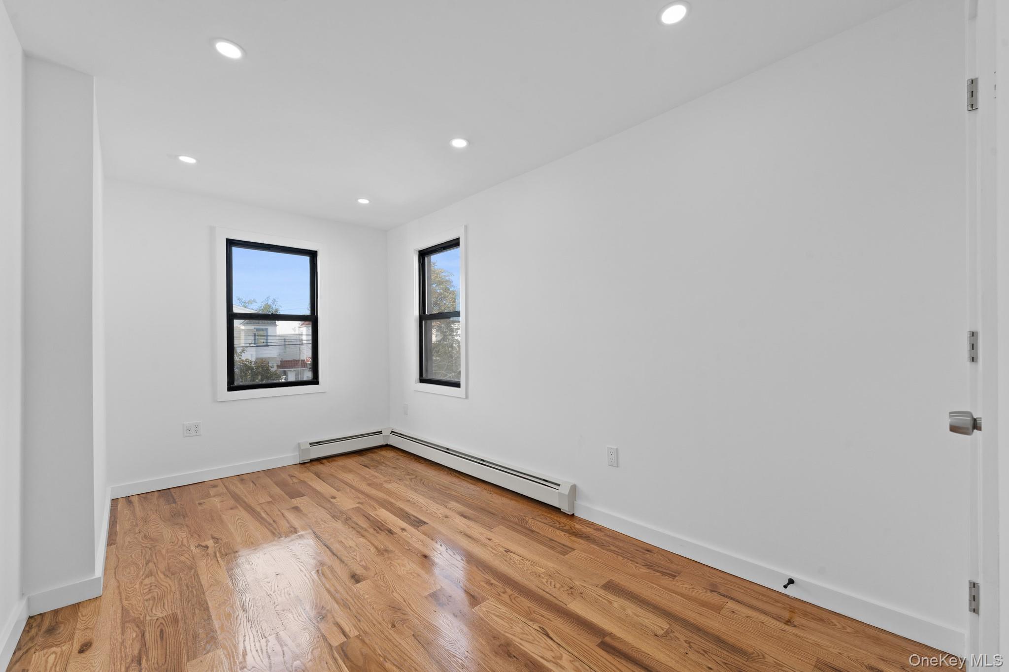 13515 Francis Lewis Boulevard – For Sale photo 12