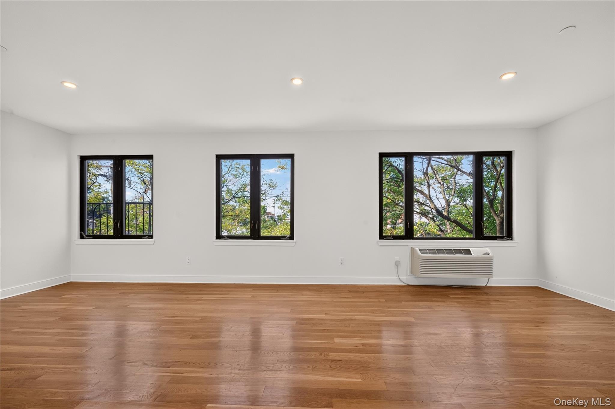 1 Herbert Avenue, Unit 2E photo 11