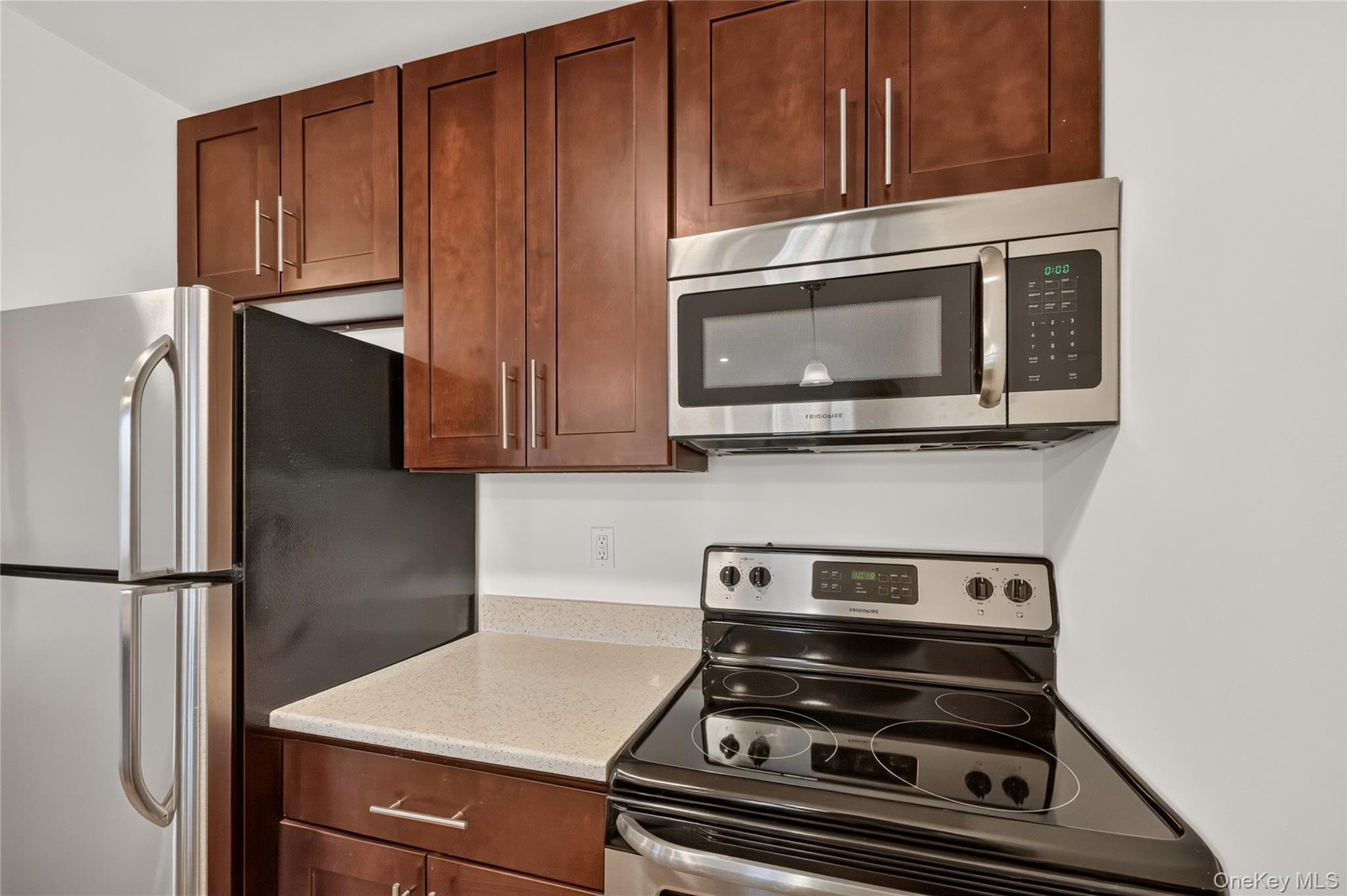 1 Herbert Avenue, Unit 2E photo 9