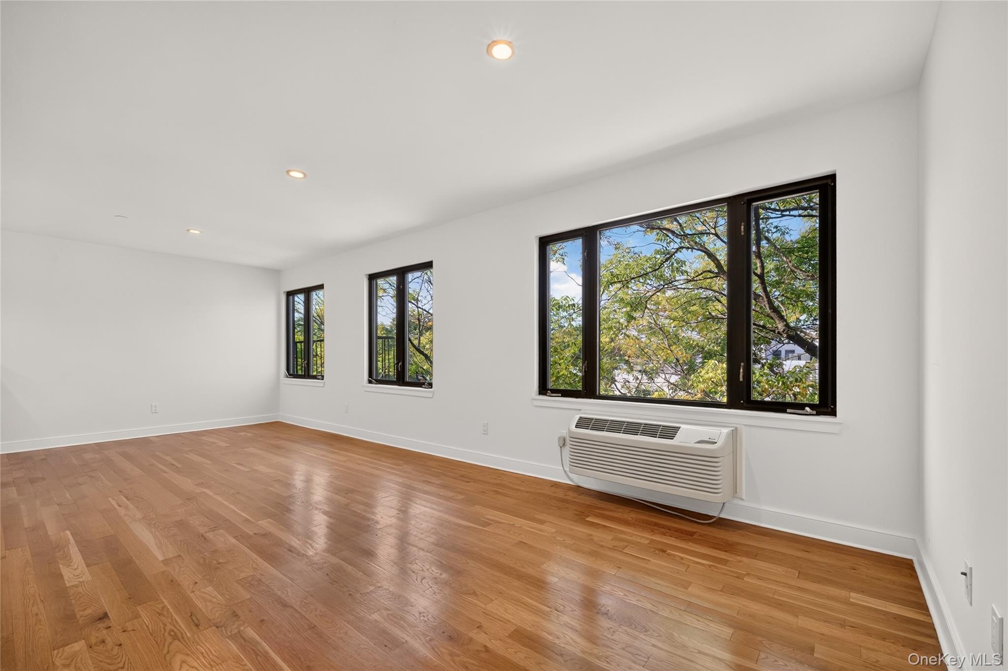 1 Herbert Avenue, Unit 2E photo 12