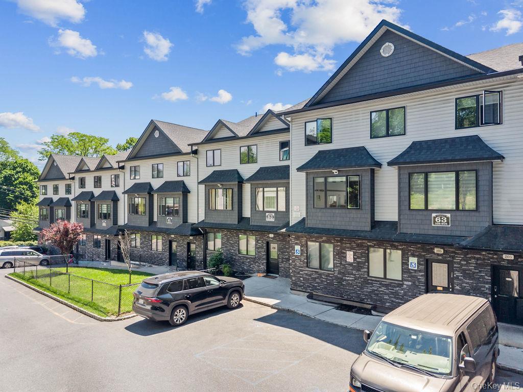 61 Blauvelt Road, Unit 102