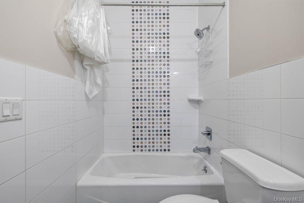 61 Blauvelt Road, Unit 102 photo 23