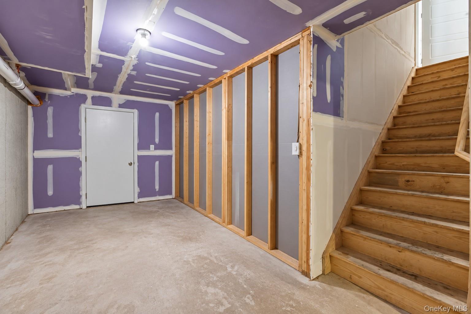 61 Blauvelt Road, Unit 102 photo 37