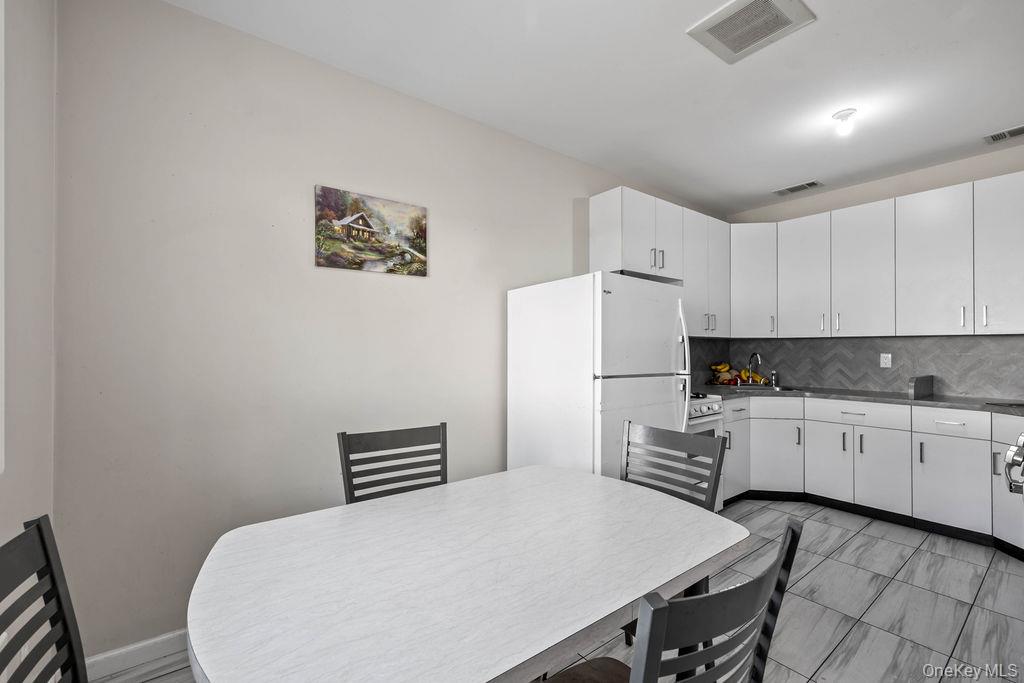 61 Blauvelt Road, Unit 102 photo 12