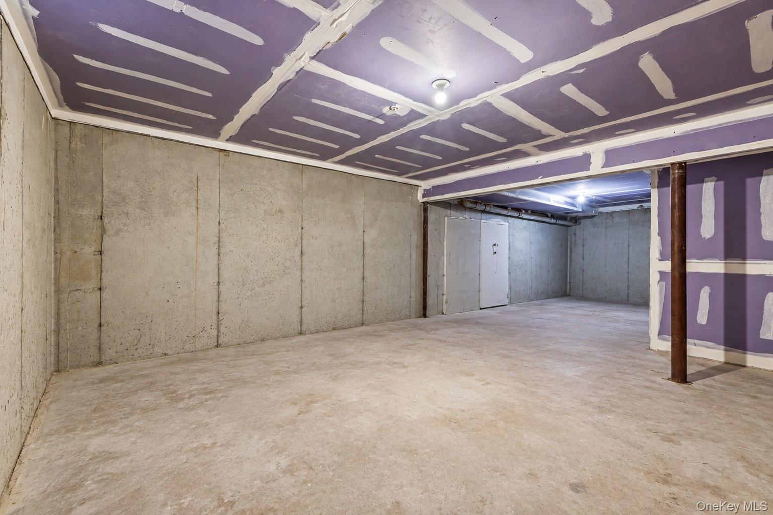 61 Blauvelt Road, Unit 102 photo 34