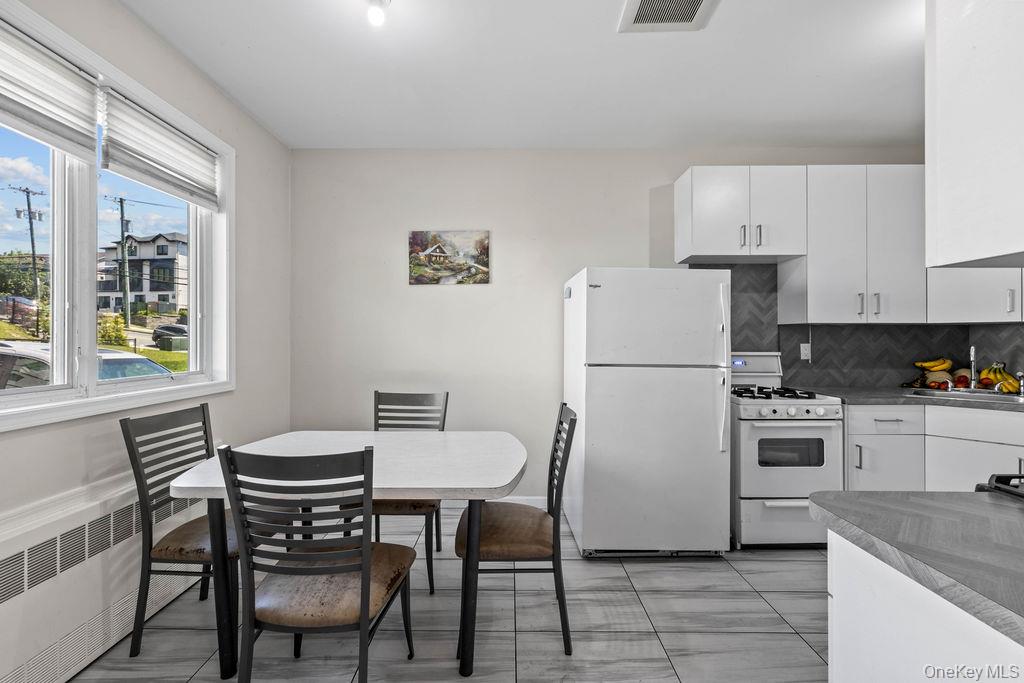 61 Blauvelt Road, Unit 102 photo 11