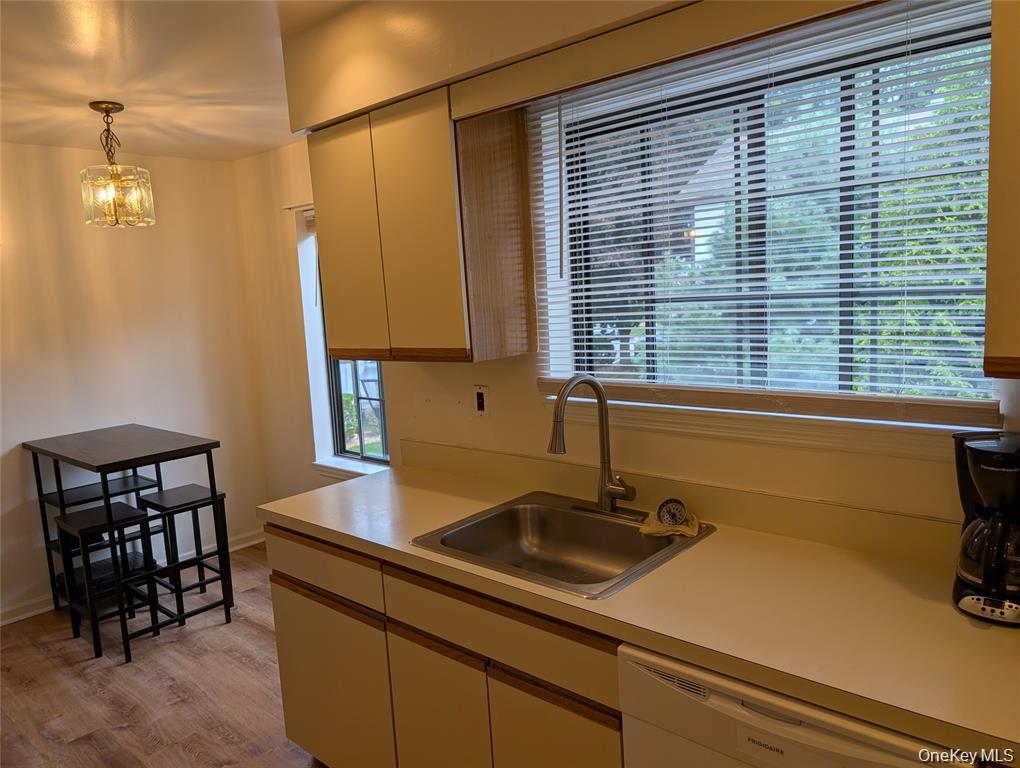 11 Brittany Drive – For Rent photo 15