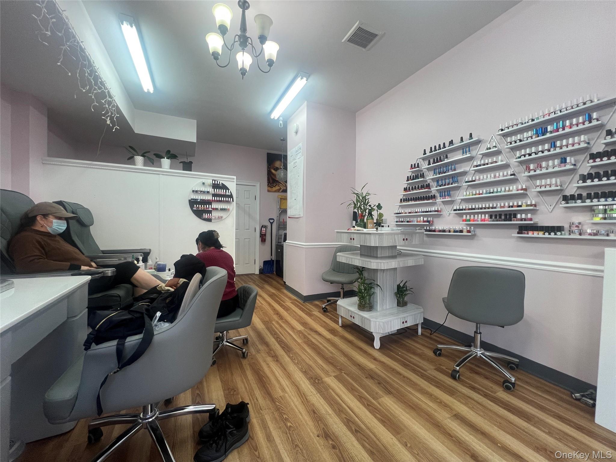 29-20 crescent – For Sale