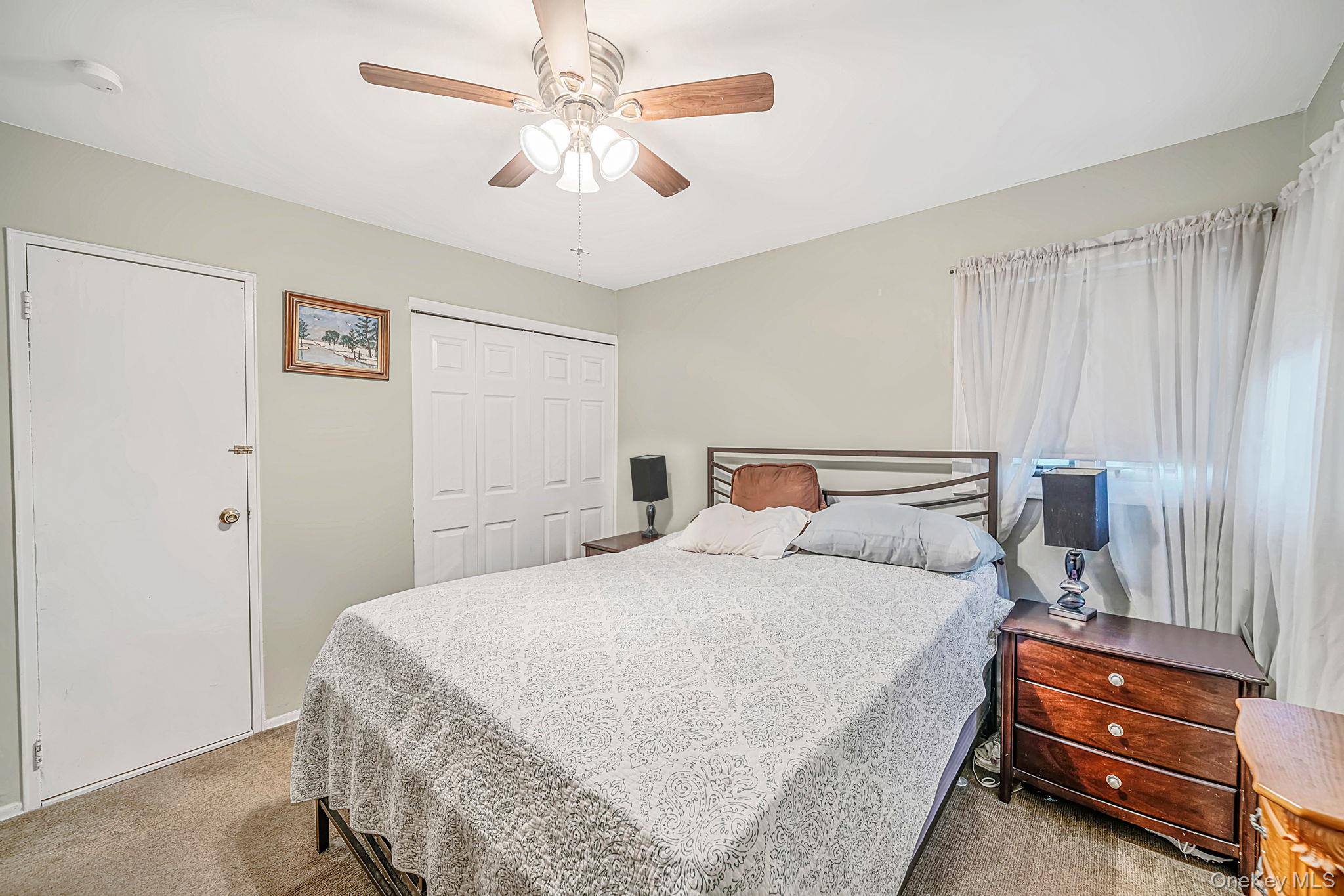 621 Connetquot Avenue – For Sale photo 14