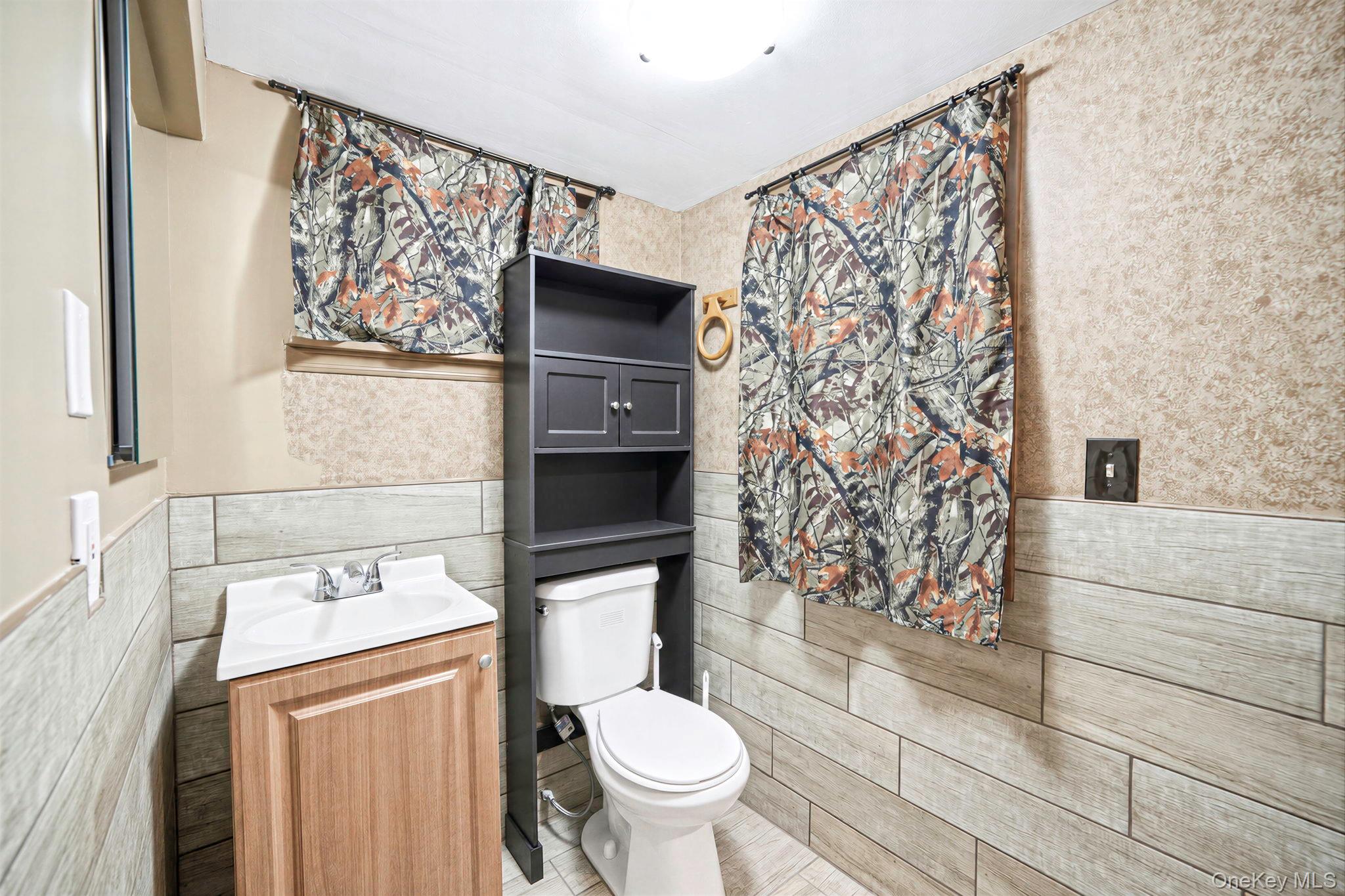 621 Connetquot Avenue – For Sale photo 24