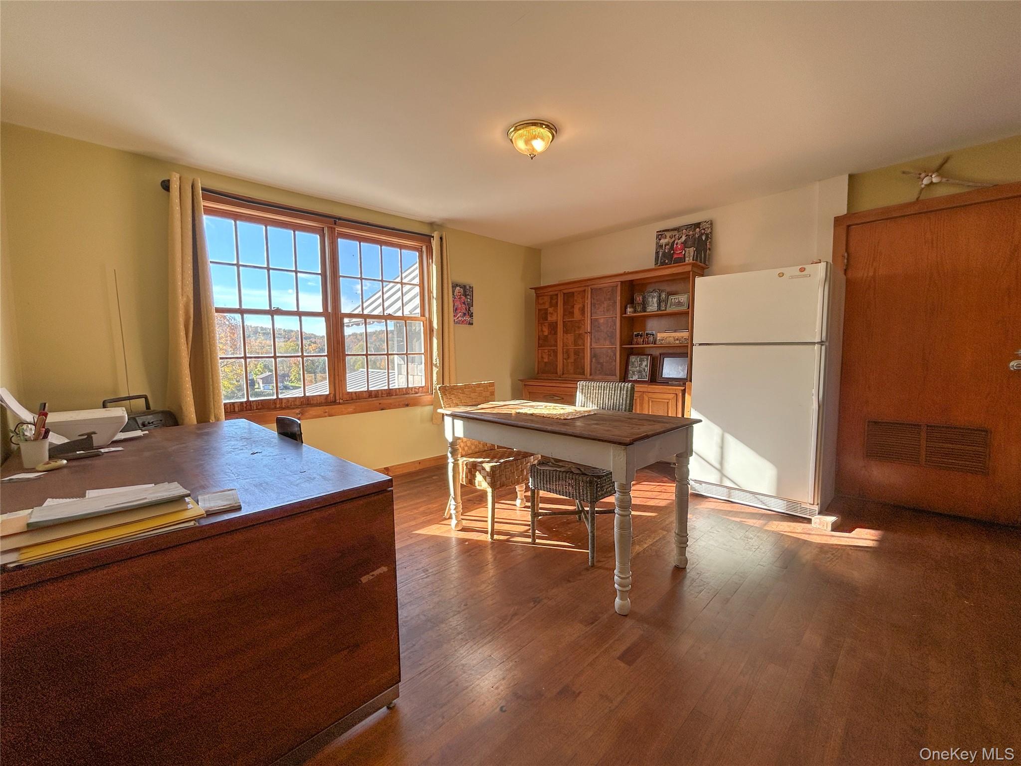 45 College Lane – For Sale photo 8