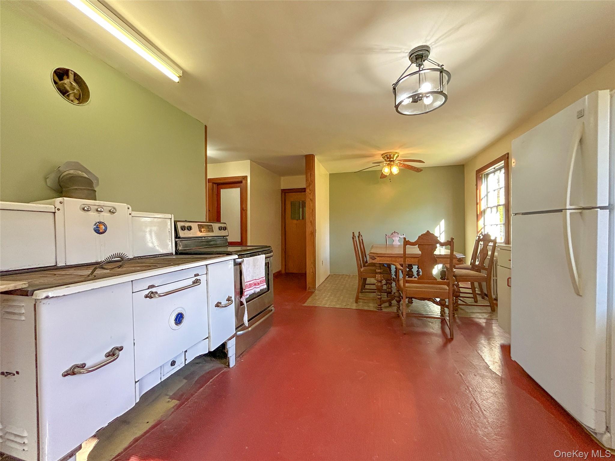 45 College Lane – For Sale photo 6
