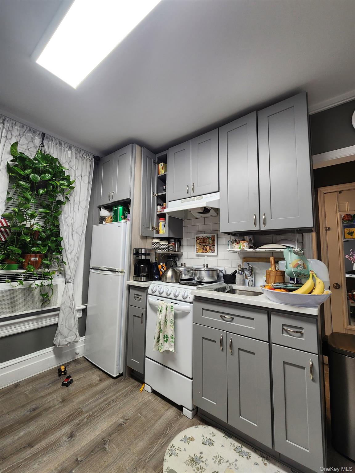 23 Collegeview Avenue, Unit 10 photo 2