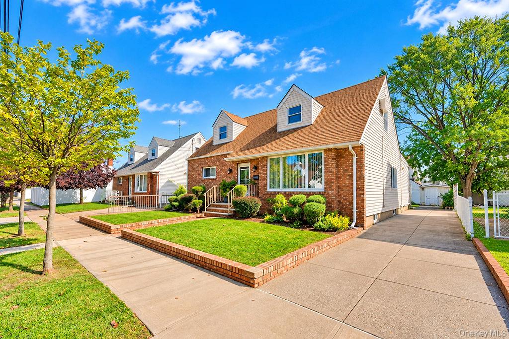 158-17 90th Street – For Sale