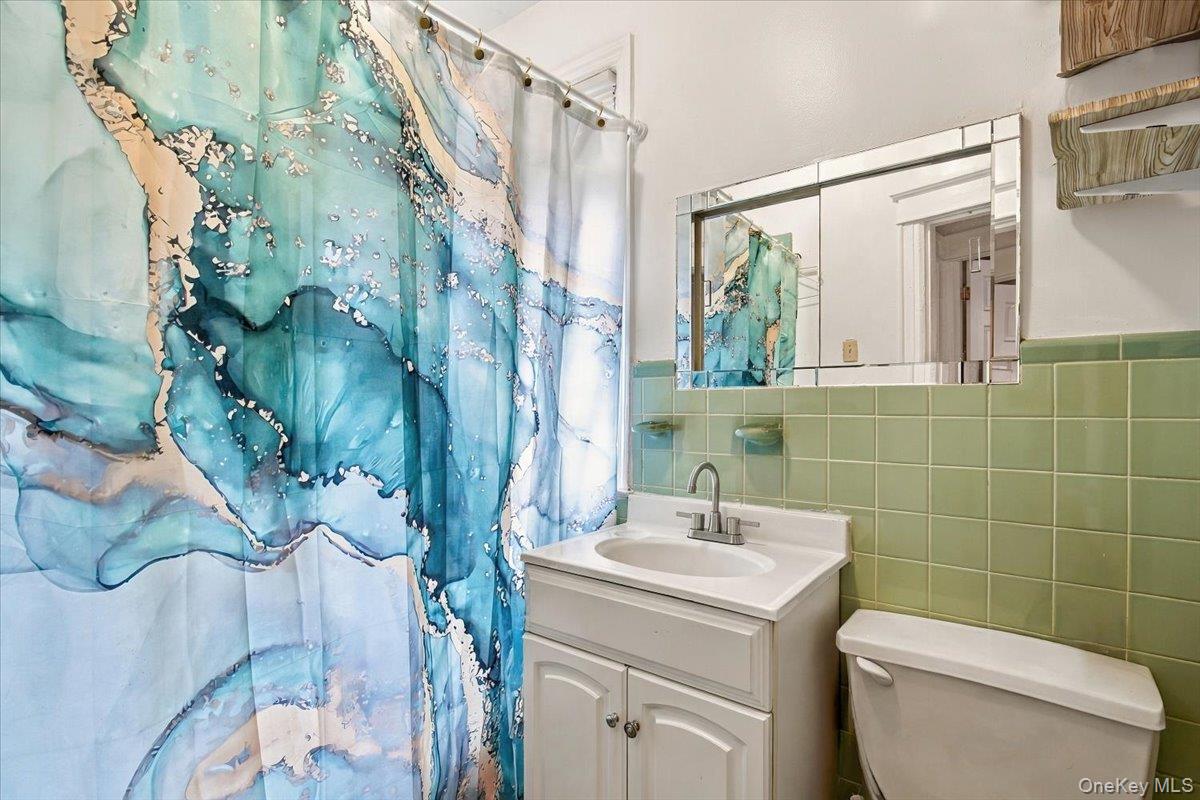 1529 Gillespie Avenue – For Sale photo 10