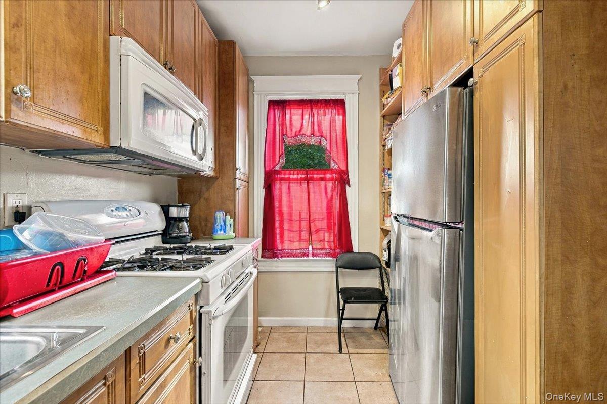 1529 Gillespie Avenue – For Sale photo 7