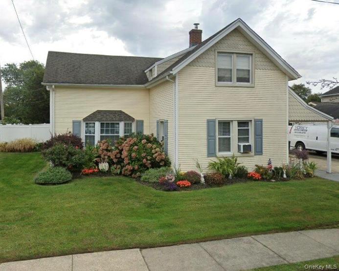 171 Smith Avenue – For Sale
