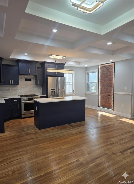 32-28 Utopia Parkway Utopia parkway – For Rent