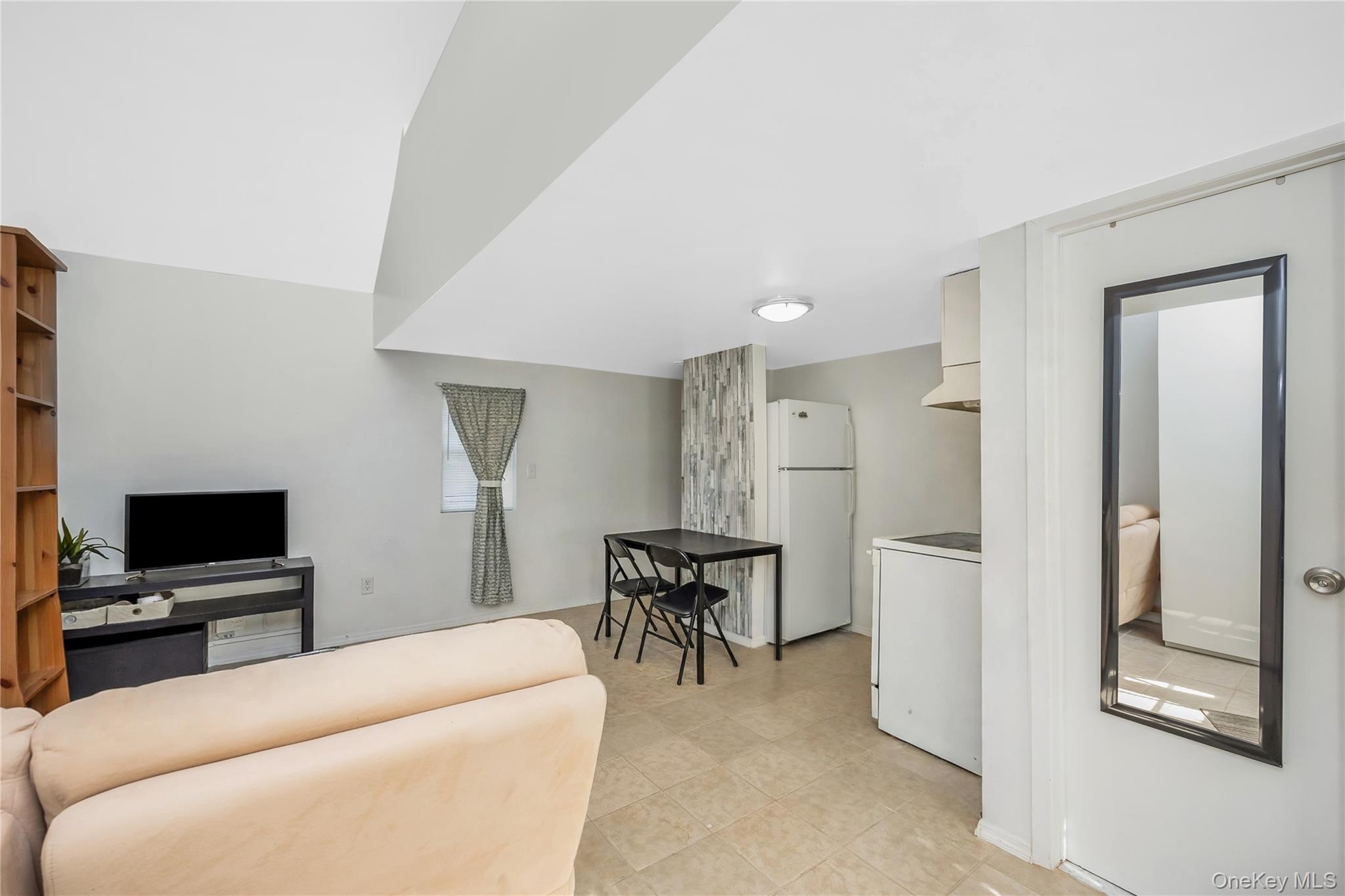 136 Elizabeth Street – For Sale photo 17