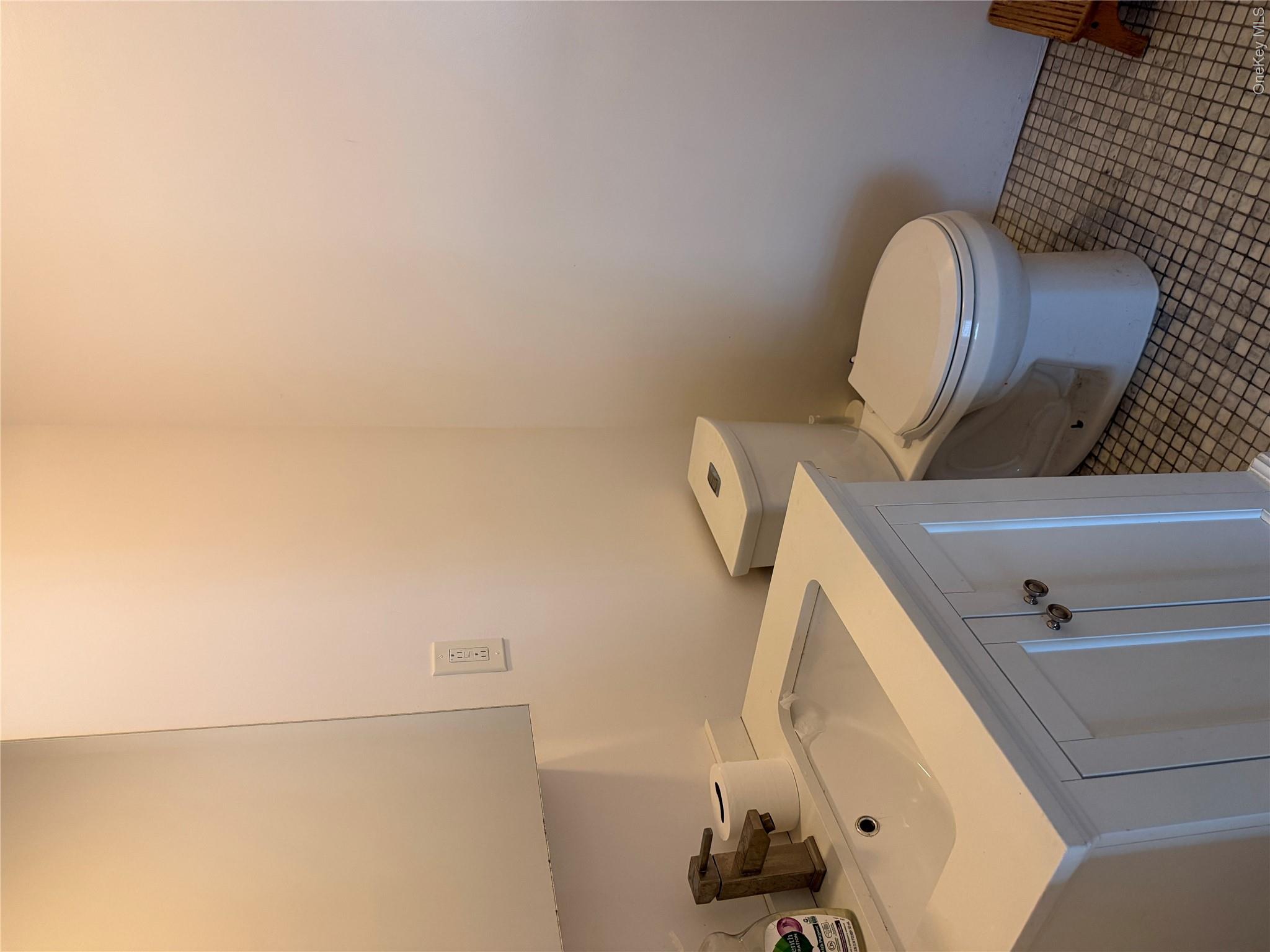 4529 Carpenter Avenue – For Rent photo 9