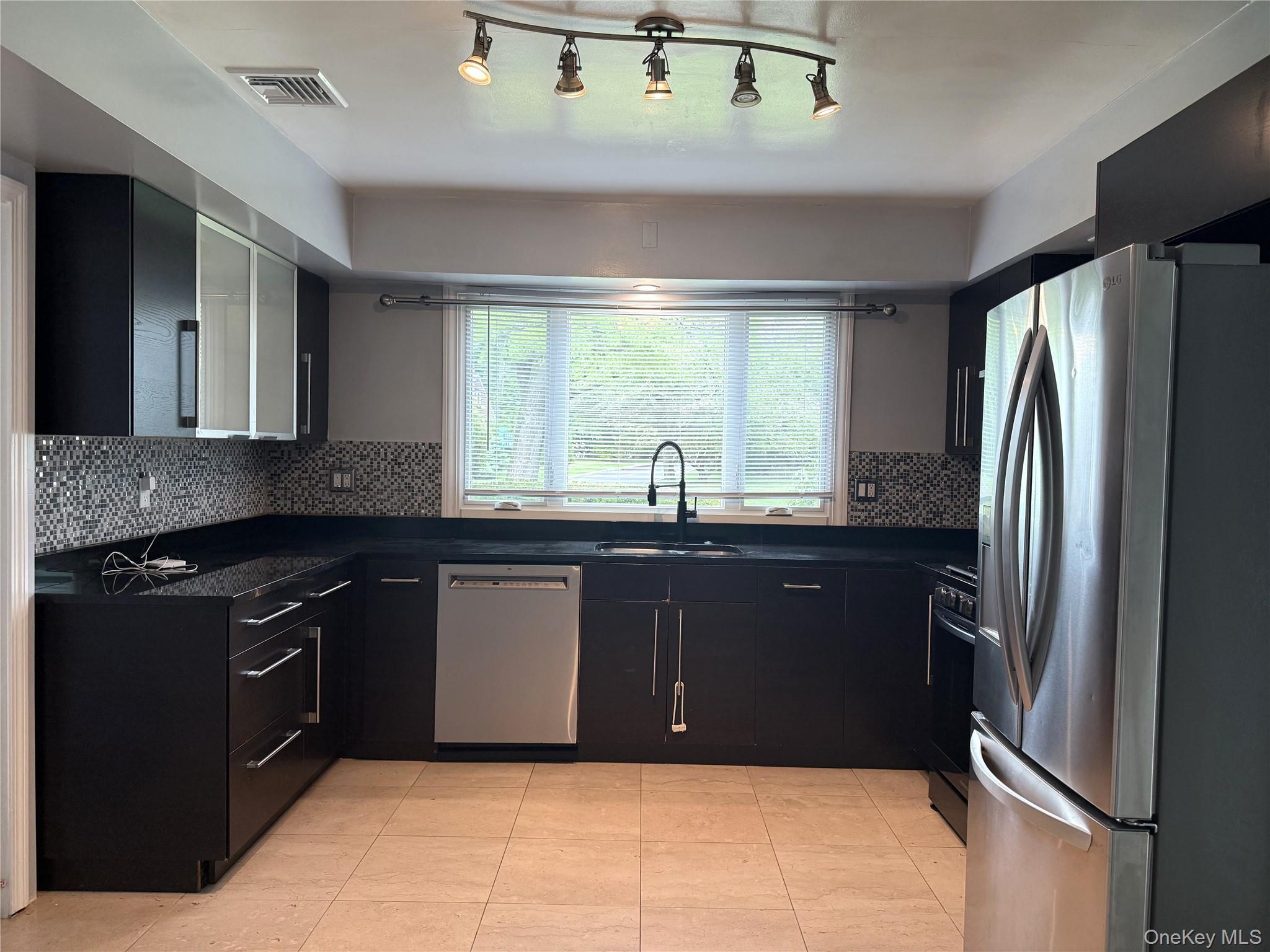 54 Plymouth Road – For Rent photo 7
