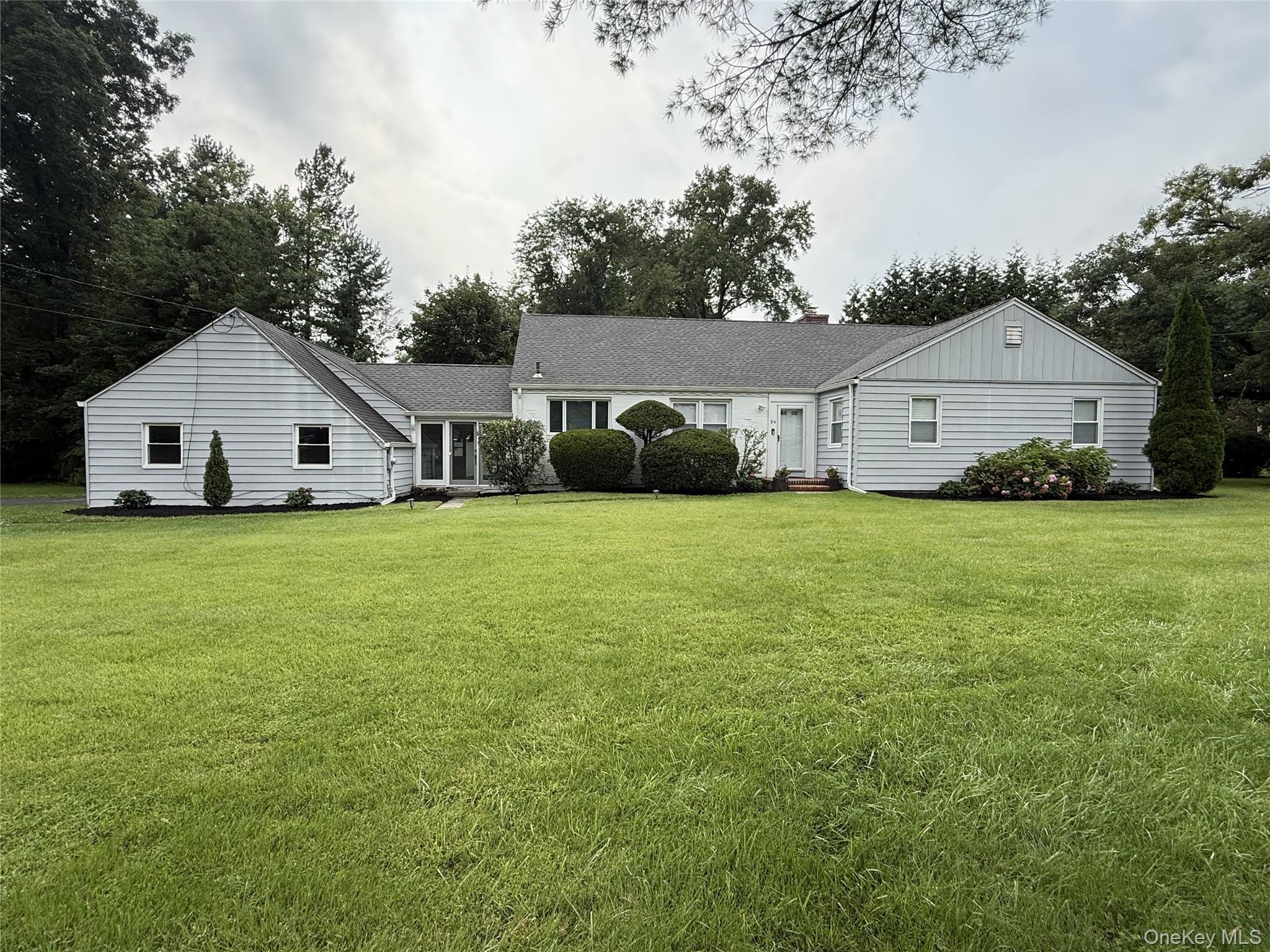 54 Plymouth Road – For Rent