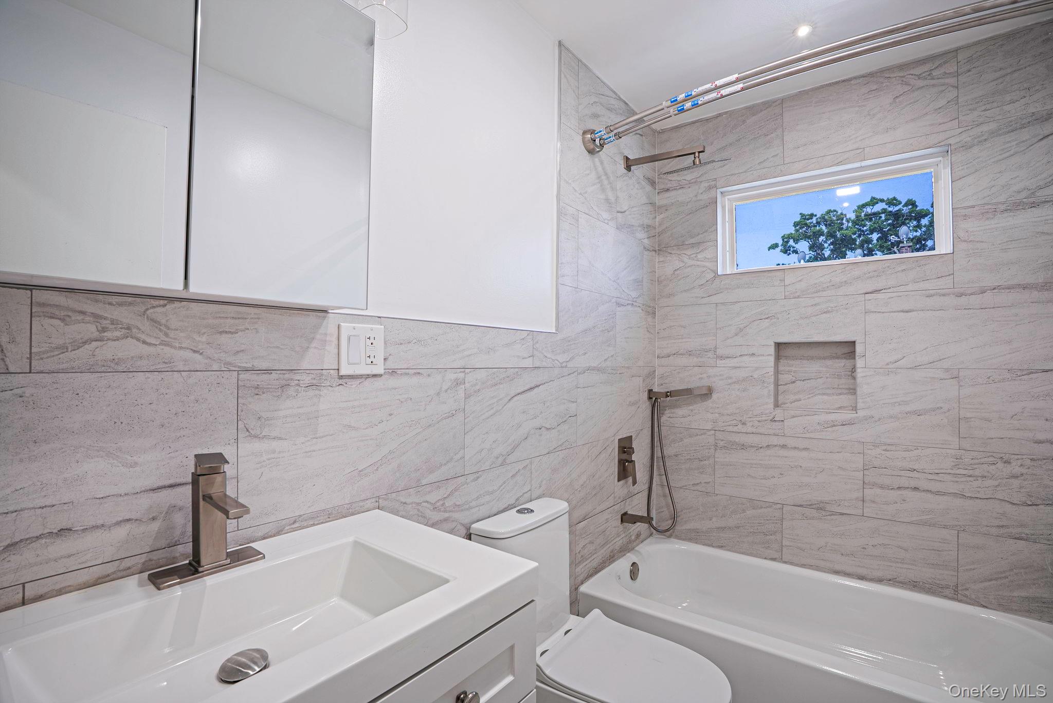 2317 Regina Avenue, Unit 2nd Floor photo 6