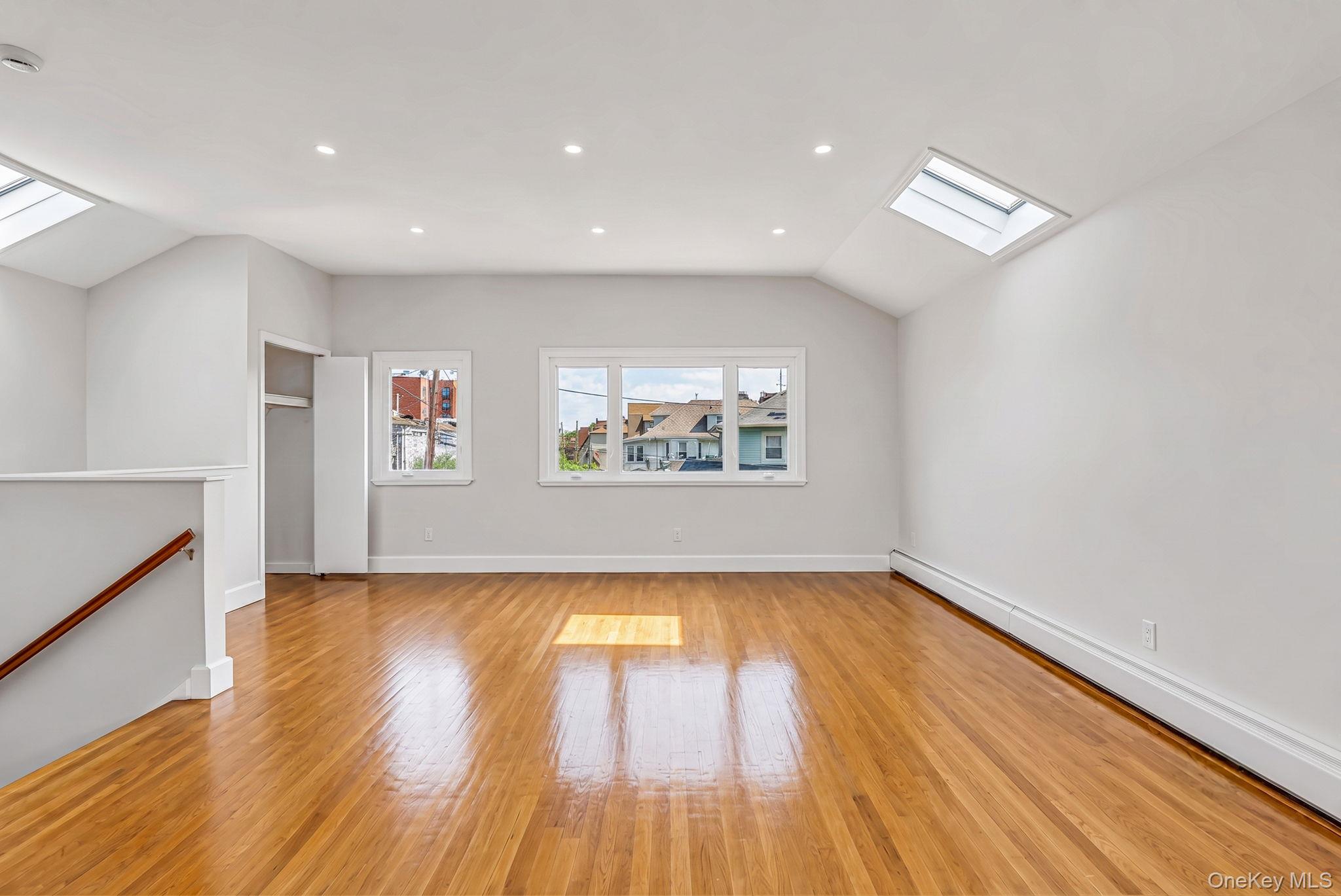2317 Regina Avenue, Unit 2nd Floor photo 4