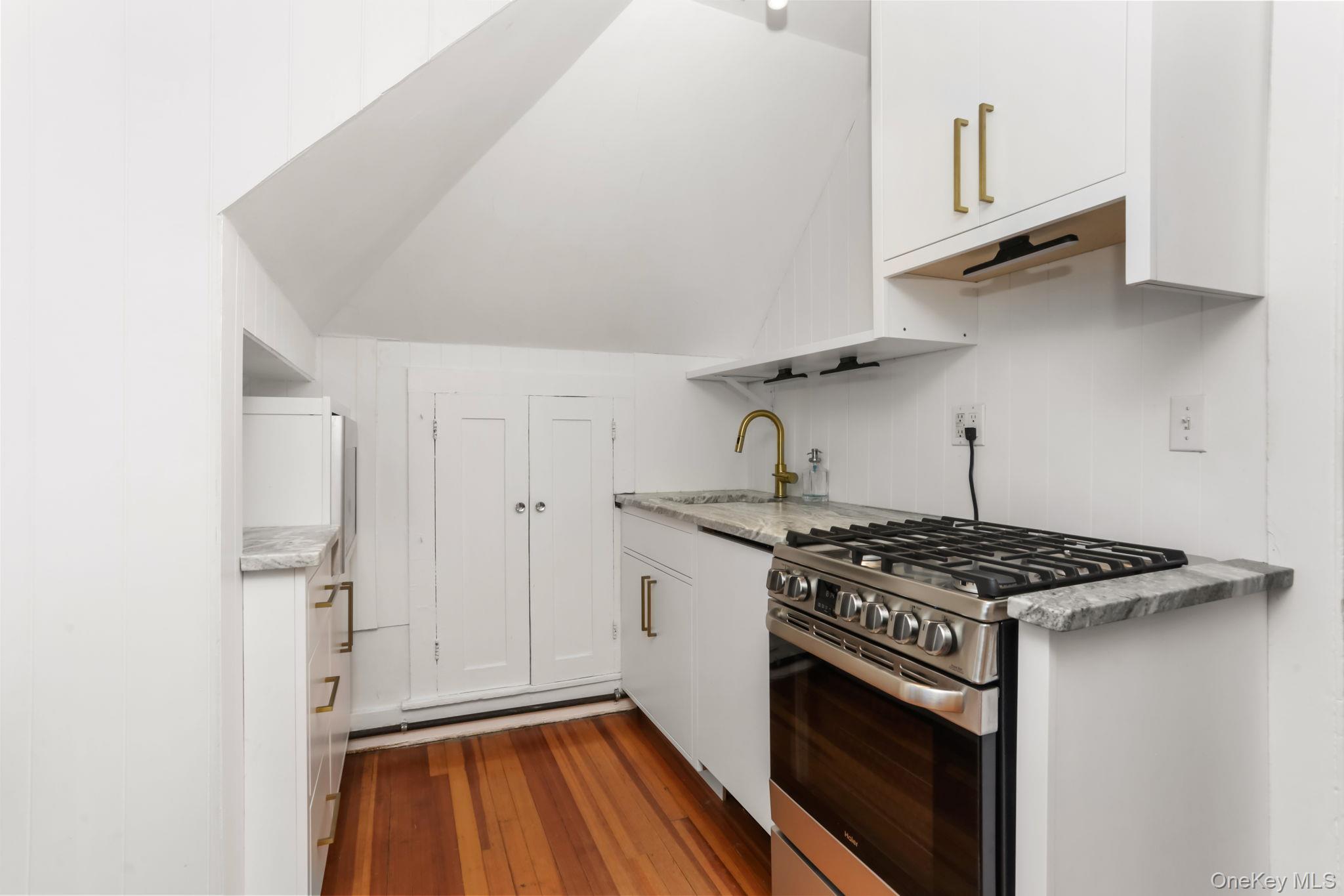 16 Bedford Road, Unit 3 photo 11