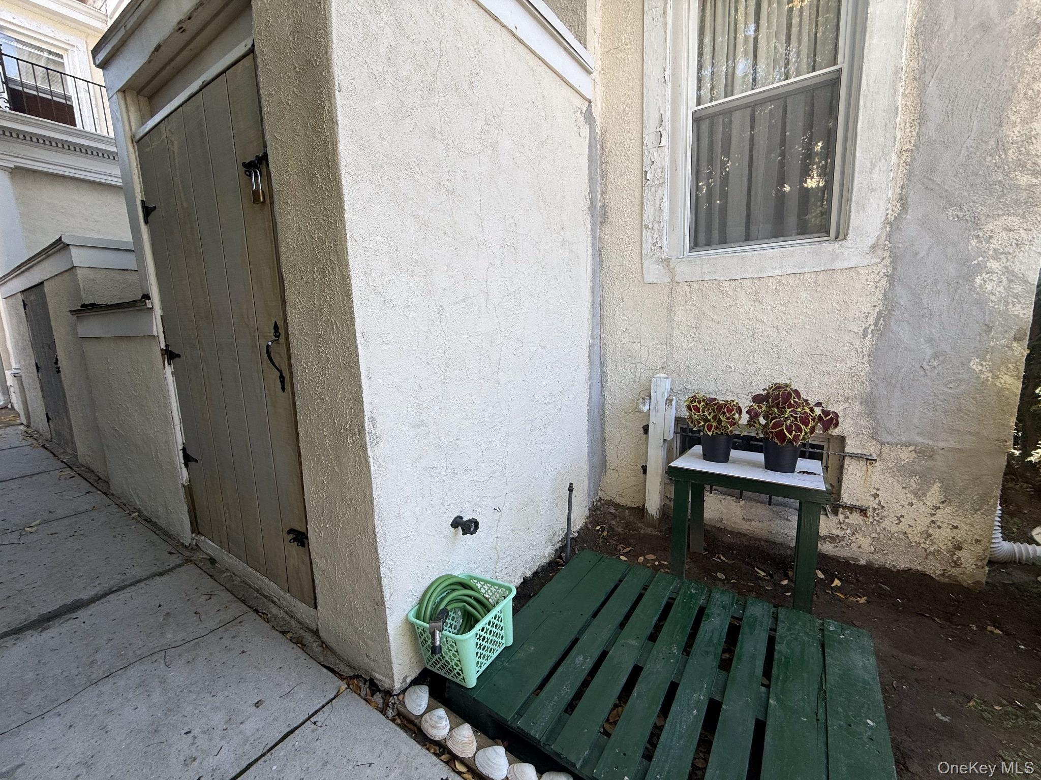 106 Monroe Boulevard, Unit 2 photo 18