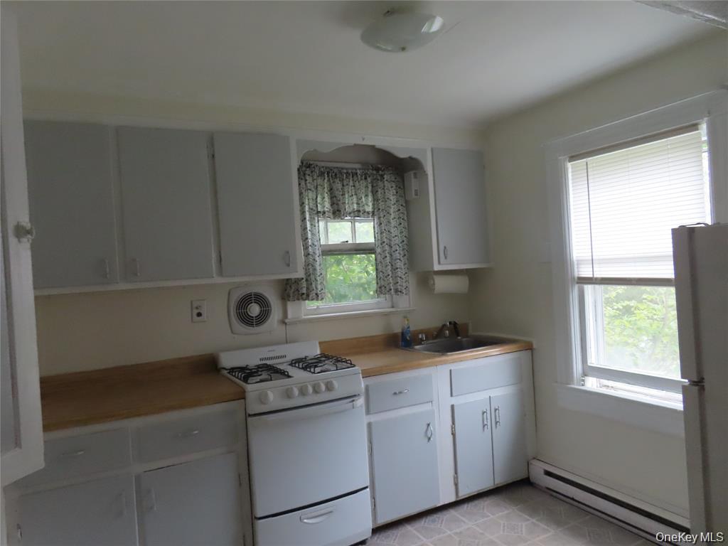 50 Pacific Street, Unit Upper photo 3